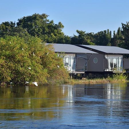 Zambezi Mubala Lodge カティマ・ムリロ エクステリア 写真
