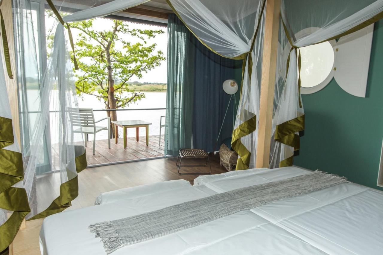 Zambezi Mubala Lodge カティマ・ムリロ エクステリア 写真